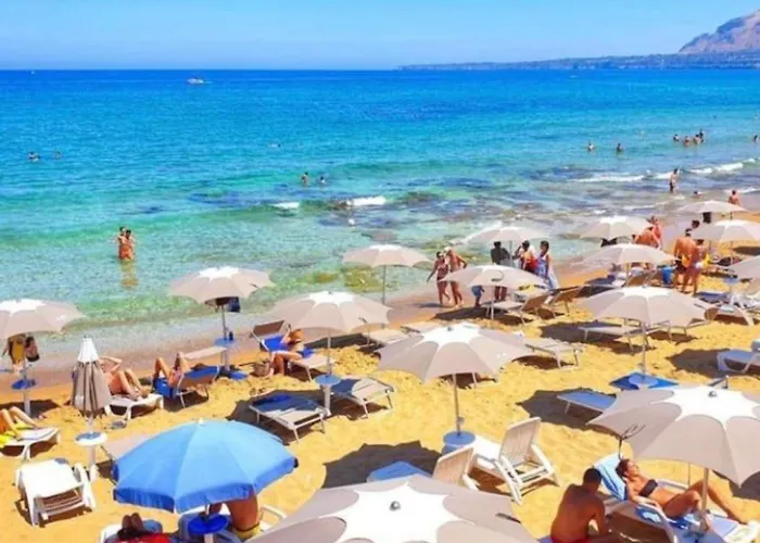 Perla Del Mare * Trappeto (Sicily)